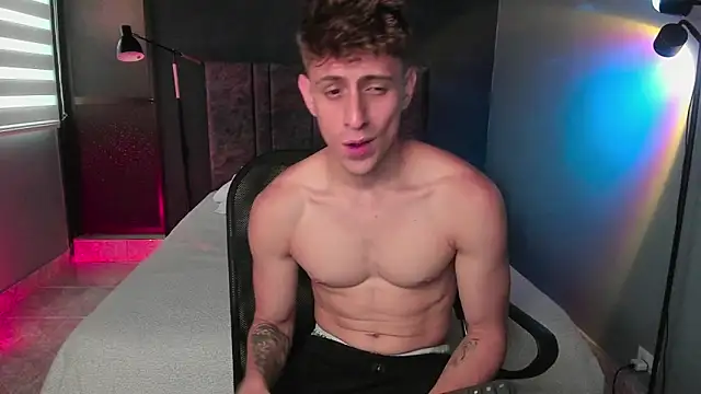 Jasper  jones online show from April 18, 2026, 7:51 pm