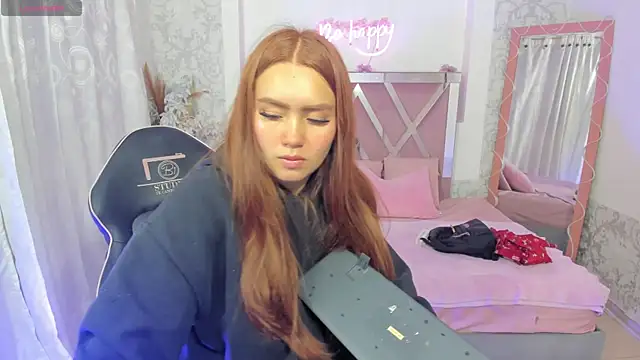 SABRIINA TAY online show from April 18, 2026, 11:45 am