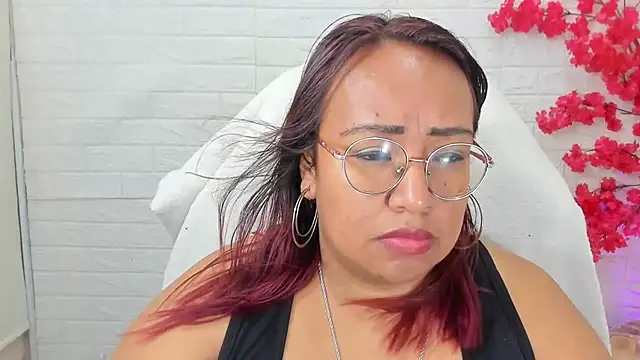 Shara Oz online show from March 6, 2026, 2:39 am