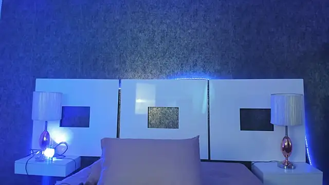 Snapshot of LilianFerrara chatting on February 12, 2026, 8:19 pm LilianFerrara online show from February 12, 2026, 8:19 pm