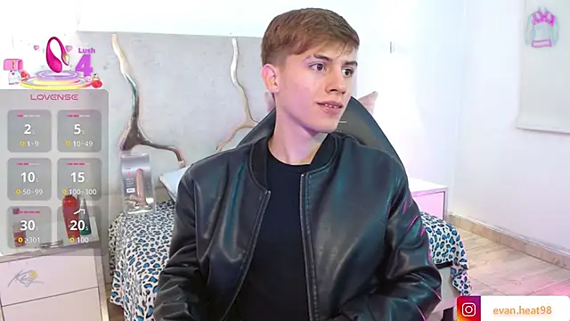 EVAN TAY online show from April 1, 2026, 3:08 am