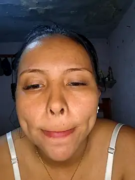 Daniela Cruz  online show from February 28, 2026, 3:11 pm