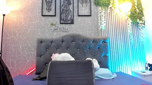 lana gill1 online show from June 5, 2026, 8:47 pm