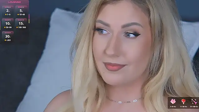 OndinaNoire online show from February 7, 2026, 8:39 pm