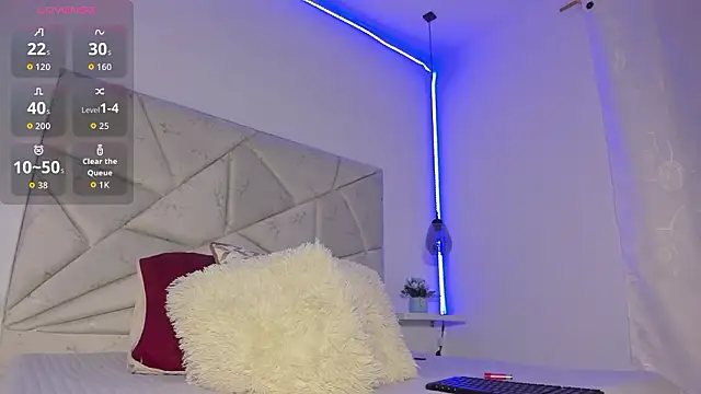 Alejandraa Ruiz10 online show from February 26, 2026, 11:16 pm