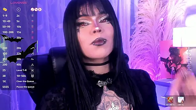 Snapshot of SweetDevil_7 chatting on June 20, 2026, 10:48 pm SweetDevil 7 online show from June 20, 2026, 10:48 pm
