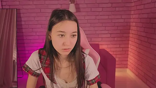 Nicole Brownie online show from February 13, 2026, 8:25 am