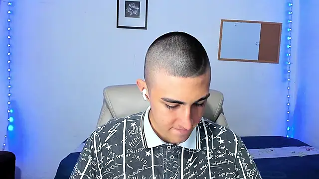 babyted272 online show from April 21, 2026, 5:47 am