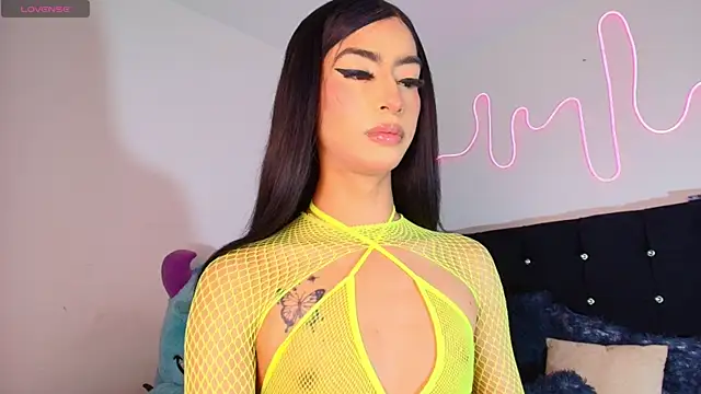 Martina Sky  online show from May 21, 2026, 8:39 pm