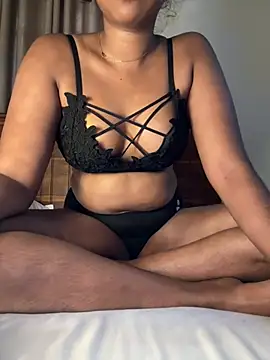 Snapshot of ANU_BABA_HOT chatting on July 10, 2026, 9:53 am ANU BABA HOT online show from July 10, 2026, 9:53 am