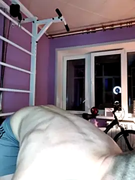 Snapshot of MotionAlex chatting on February 4, 2026, 5:08 pm MotionAlex online show from February 4, 2026, 5:08 pm