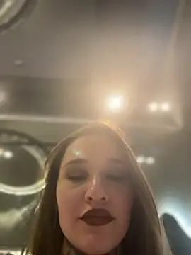 KishaMur online show from February 10, 2026, 4:33 am