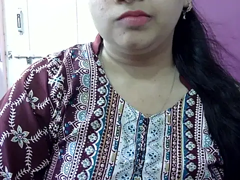 Snapshot of Cute_Aliyaa chatting on May 9, 2026, 11:57 am Cute Aliyaa online show from May 9, 2026, 11:57 am