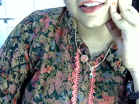 Snapshot of Cute_Aliyaa chatting on June 13, 2026, 2:26 pm Cute Aliyaa online show from June 13, 2026, 2:26 pm