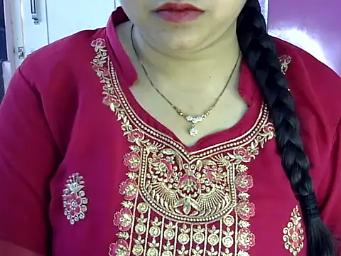 Snapshot of Cute_Aliyaa chatting on May 23, 2026, 10:58 am Cute Aliyaa online show from May 23, 2026, 10:58 am