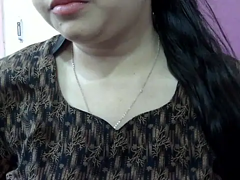 Snapshot of Cute_Aliyaa chatting on May 10, 2026, 12:09 pm Cute Aliyaa online show from May 10, 2026, 12:09 pm
