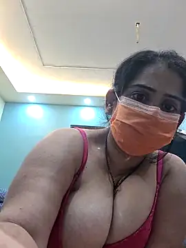 Snapshot of diyam4002 chatting on February 13, 2026, 12:16 pm diyam4002 online show from February 13, 2026, 12:16 pm