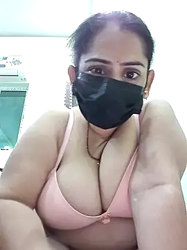 Snapshot of diyam4002 chatting on February 26, 2026, 2:06 pm diyam4002 online show from February 26, 2026, 2:06 pm