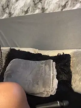 Hot Mess18 online show from May 8, 2026, 12:20 pm