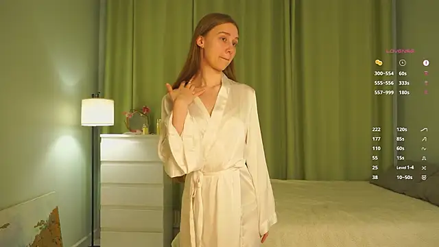 SharaNewbern online show from February 19, 2026, 2:47 pm