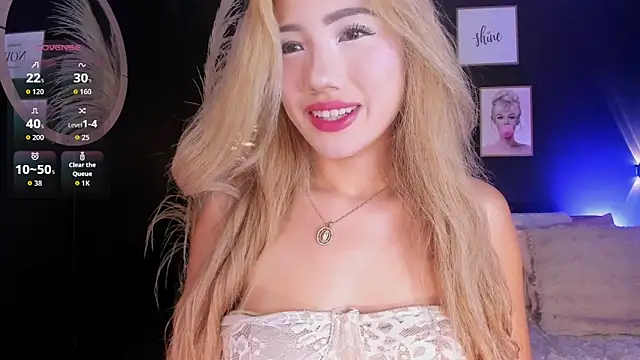 Isa cortes  online show from May 20, 2026, 2:03 pm