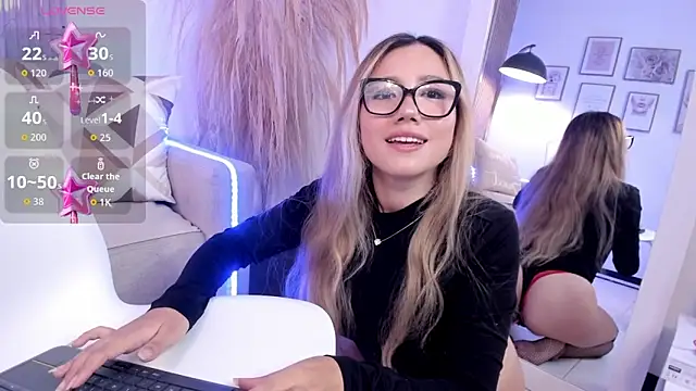 Isa cortes  online show from February 2, 2026, 7:57 pm