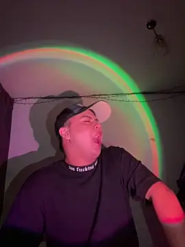 andresmahecha777 online show from February 25, 2026, 5:29 am