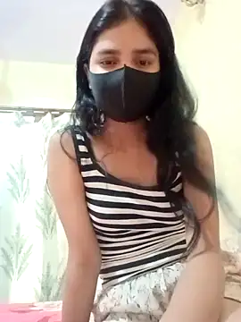 Mahira-- online show from June 15, 2026, 5:07 am