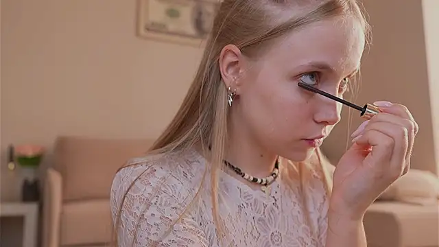 Appr0ved  online show from April 11, 2026, 3:27 pm