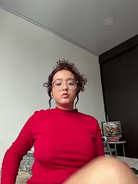 kittysophie  online show from February 14, 2026, 12:27 pm