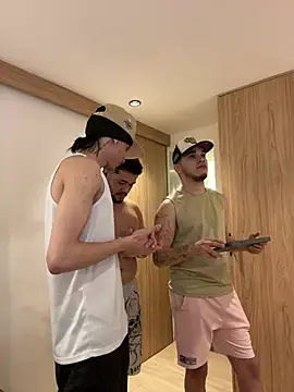 TheBatMansion online show from March 1, 2026, 3:39 am