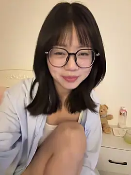 Snapshot of Nana-3 chatting on March 1, 2026, 7:58 pm Nana-3 online show from March 1, 2026, 7:58 pm