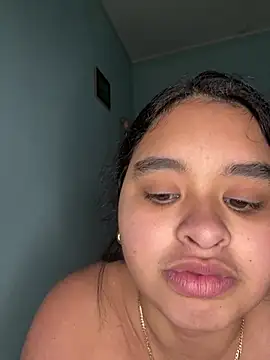 Aloyenita online show from February 20, 2026, 12:29 pm