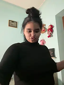 Aloyenita online show from March 12, 2026, 6:23 pm