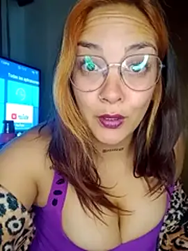 Snapshot of kuramaqueen chatting on July 6, 2026, 3:57 am kuramaqueen online show from July 6, 2026, 3:57 am