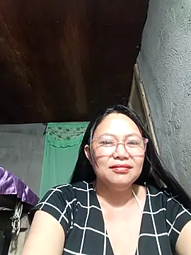 hotpinay 45 online show from April 1, 2026, 7:55 pm