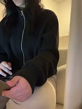 Snapshot of Sara0202 chatting on March 4, 2026, 5:10 pm Sara0202 online show from March 4, 2026, 5:10 pm