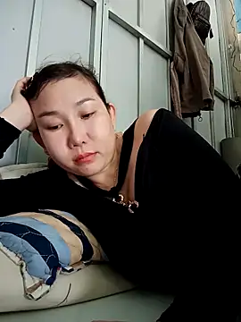 Ana-love2026 online show from April 19, 2026, 1:50 am