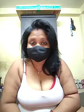 Snapshot of Curvy_Trisha chatting on May 30, 2026, 3:06 pm Curvy Trisha online show from May 30, 2026, 3:06 pm