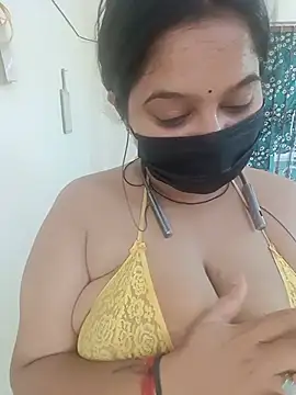 Aliya Hott online show from July 19, 2026, 6:55 am