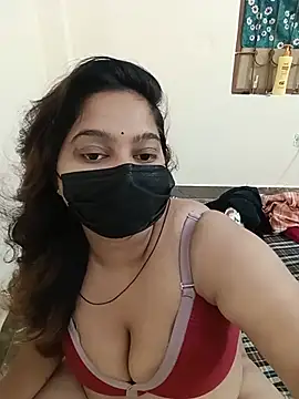 Aliya Hott online show from July 28, 2026, 5:26 am