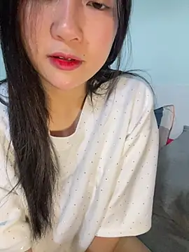 hotgirl-sexy online show from February 3, 2026, 3:48 am