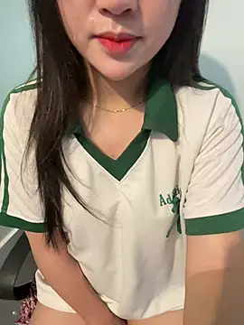 hotgirl-sexy online show from March 12, 2026, 7:34 am