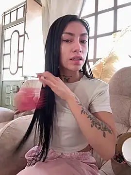 Snapshot of Bonny_Eva chatting on February 10, 2026, 5:23 pm Bonny Eva online show from February 10, 2026, 5:23 pm