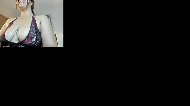 Snapshot of AmaraStell_ chatting on June 3, 2026, 8:46 pm AmaraStell online show from June 3, 2026, 8:46 pm