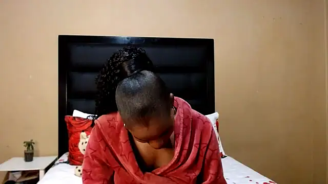 AppleAsss online show from March 8, 2026, 8:01 pm