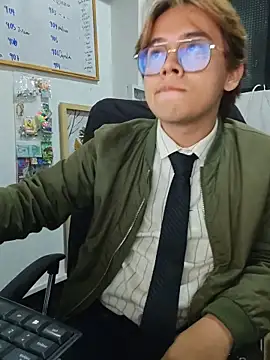 benji vampire online show from February 14, 2026, 1:28 am