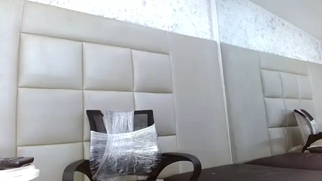 TonnyMarck online show from February 26, 2026, 2:44 am