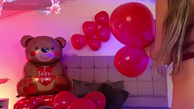 arycooper  online show from February 14, 2026, 12:05 pm