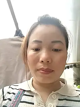 Ella-aa online show from February 25, 2026, 10:15 am